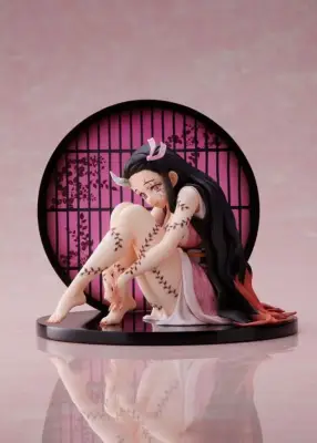 Figurine Demon Slayer nezuko form advancing